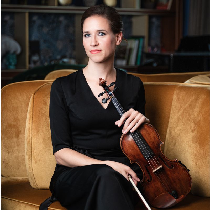 Király-Domány  Bernadett