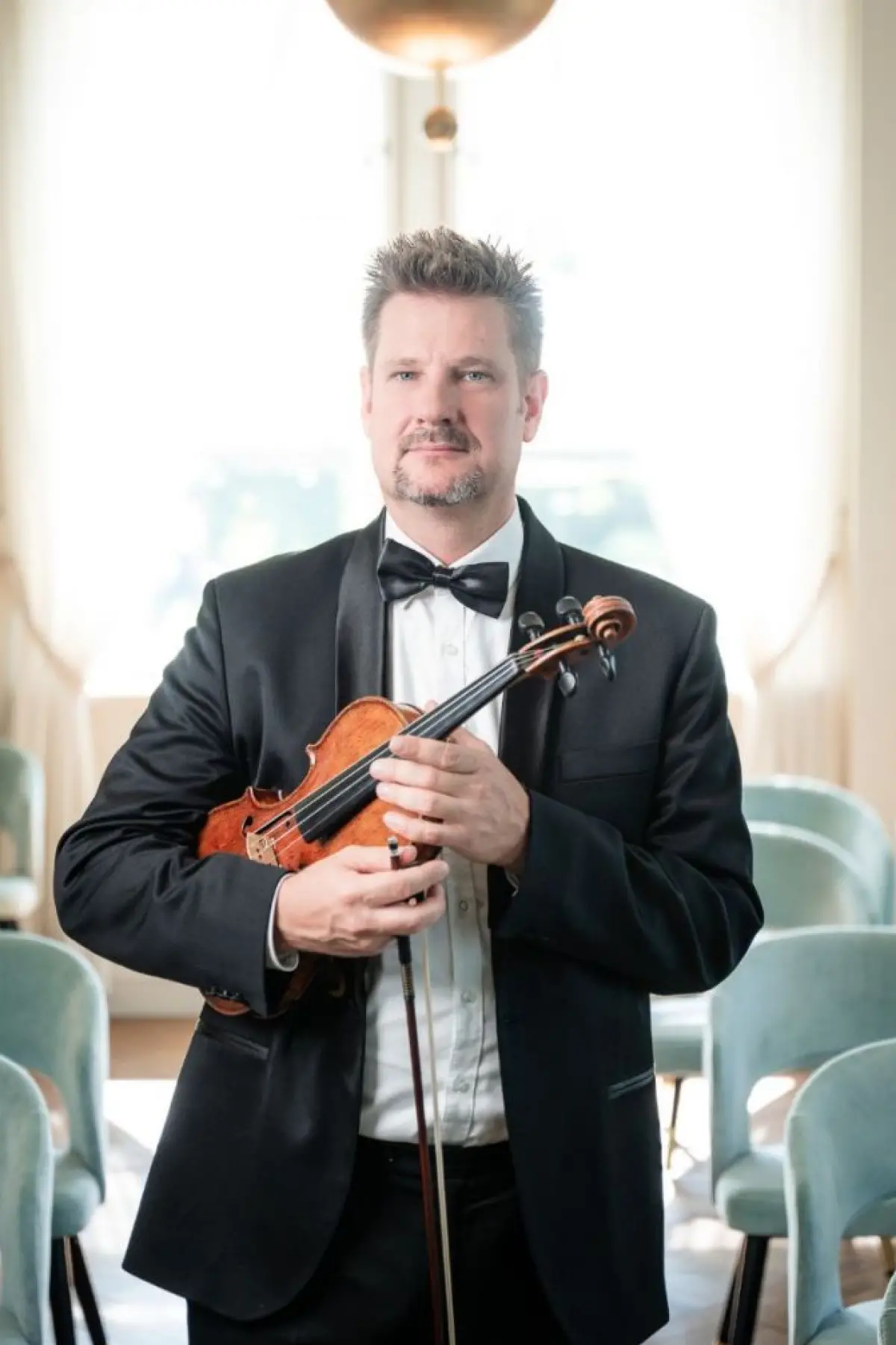 Pintér Attila - hegedű